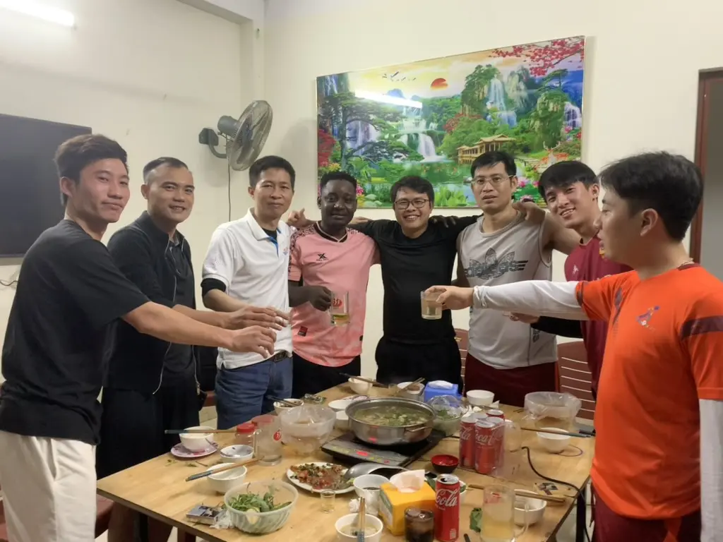 Gặp mặt anh em