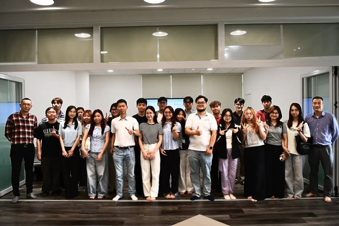 Buổi chia sẻ cùng các bạn trẻ